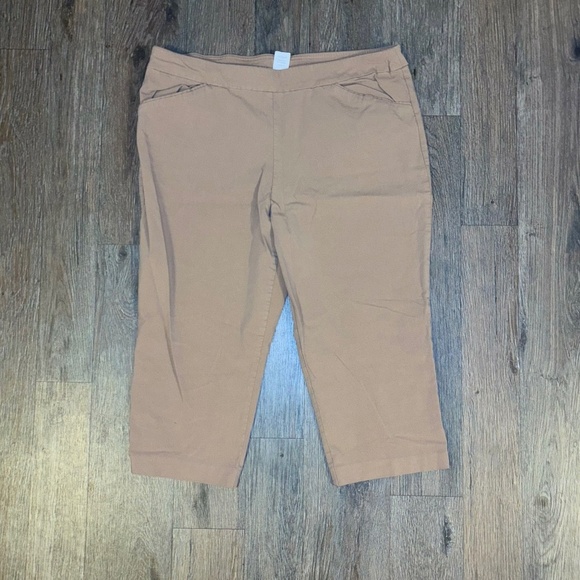 Time and try XL ladies tan crop pants - Picture 1 of 7